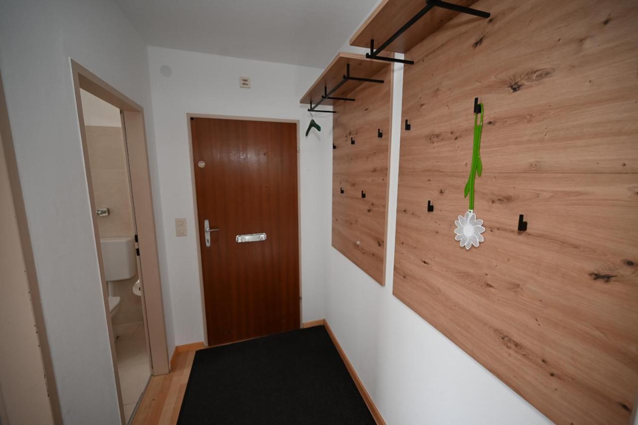 Apartment Haus 3 Top 16 - By Four Seasons Apartments Kaprun Exterior photo